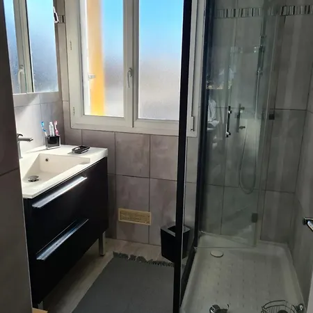 Apartment De La